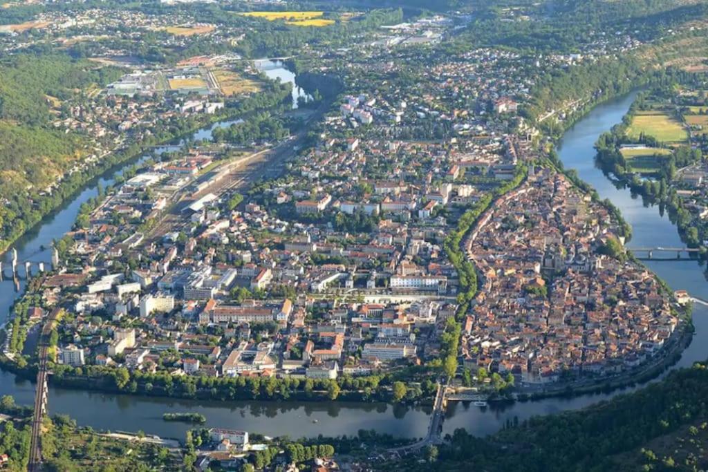 Maison De Ville Dans Le Centre Historique De Cahors - Cosy Townhouse In The Historical Center Of 卡奥尔 外观 照片